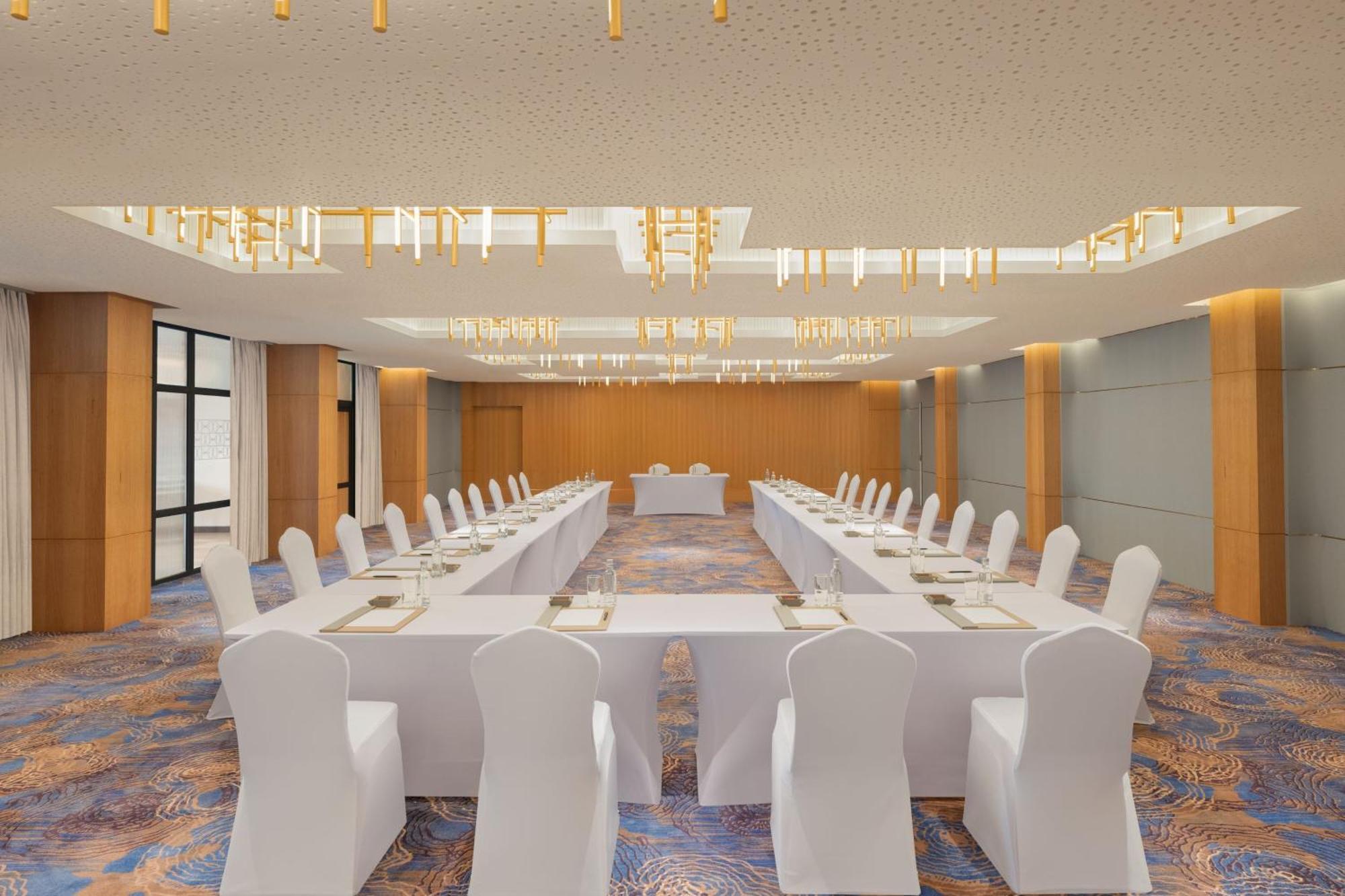 Courtyard By Marriott Goa Colva Hotell Eksteriør bilde