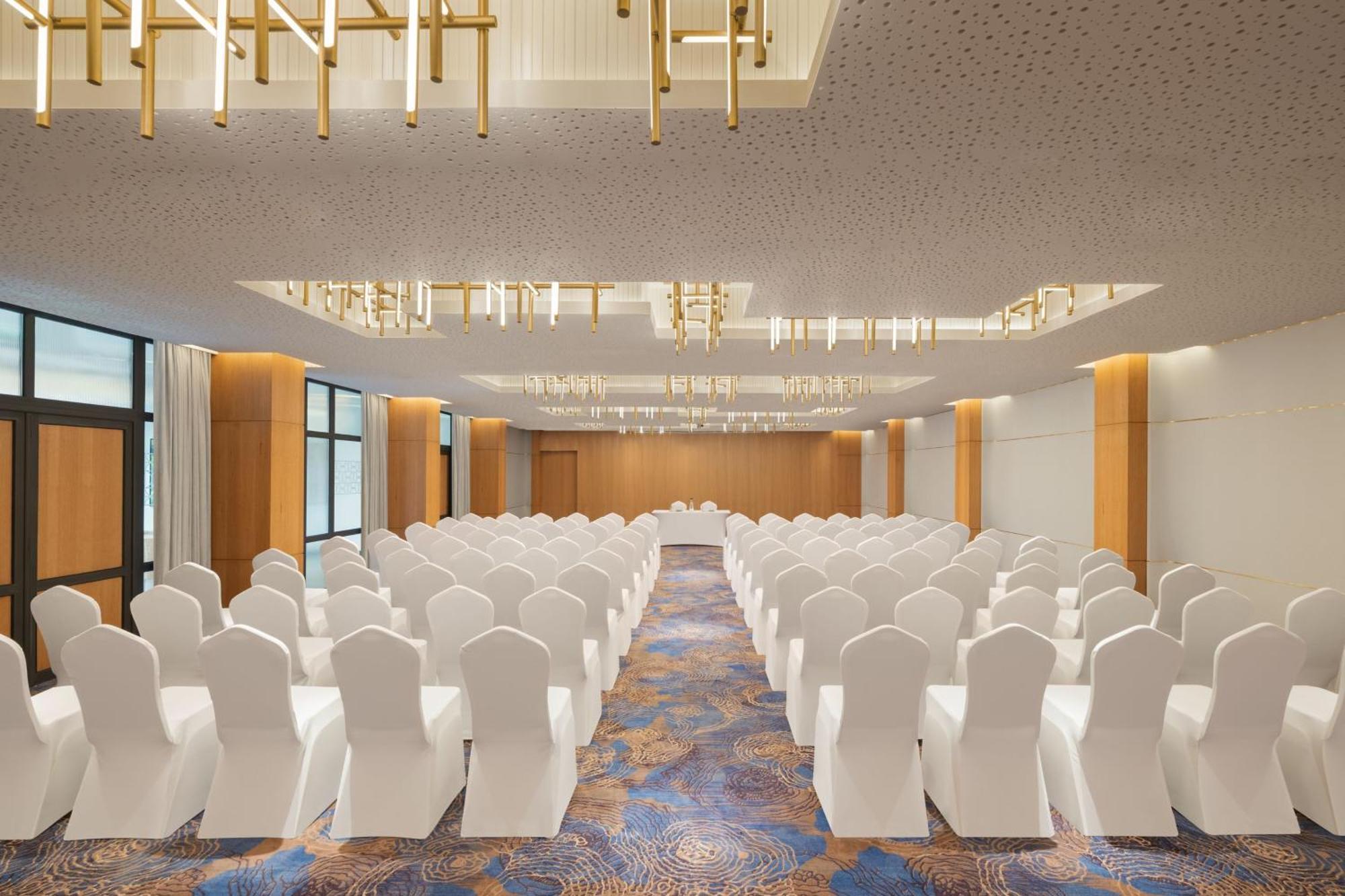 Courtyard By Marriott Goa Colva Hotell Eksteriør bilde