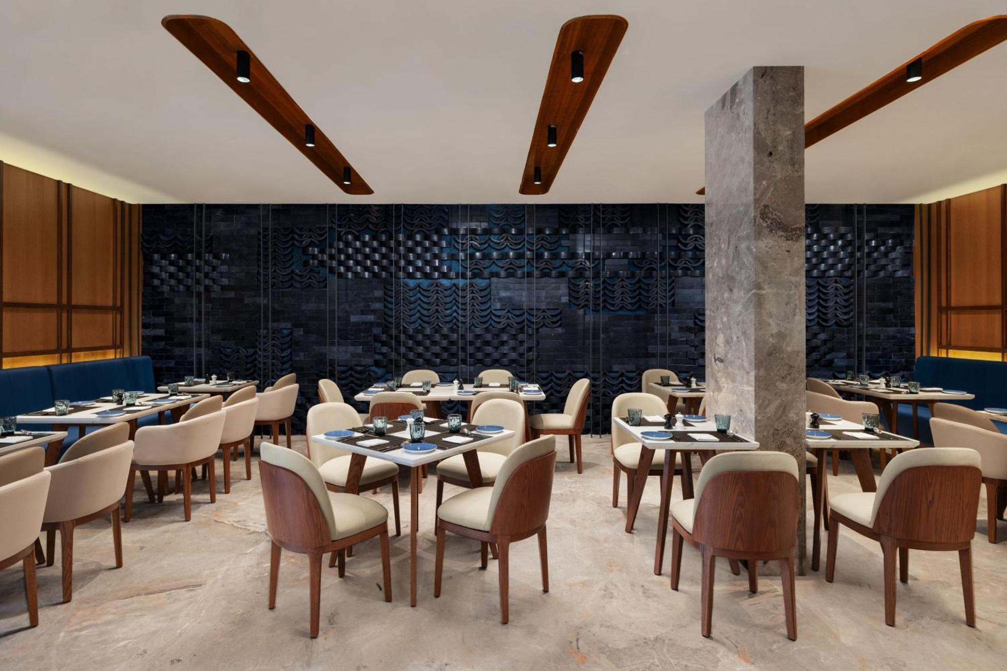 Courtyard By Marriott Goa Colva Hotell Eksteriør bilde