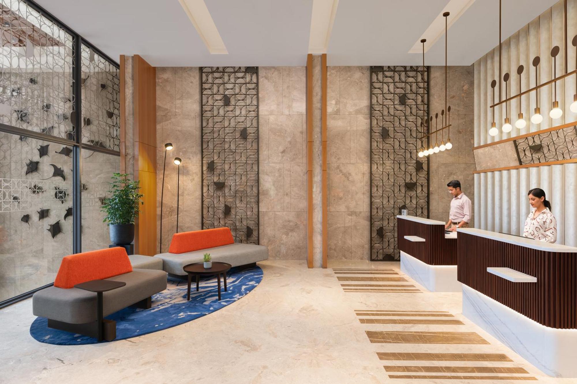 Courtyard By Marriott Goa Colva Hotell Eksteriør bilde
