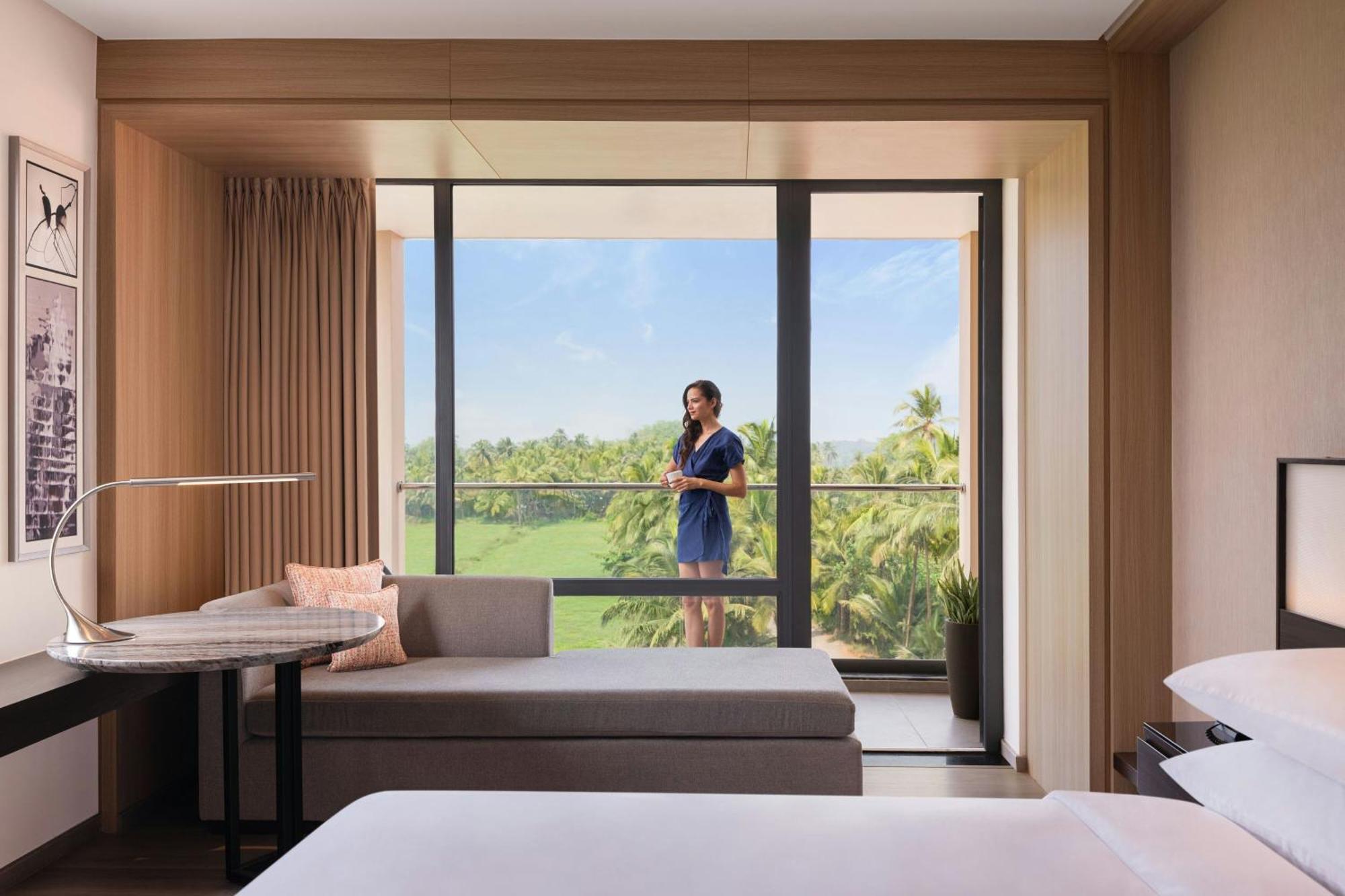 Courtyard By Marriott Goa Colva Hotell Eksteriør bilde